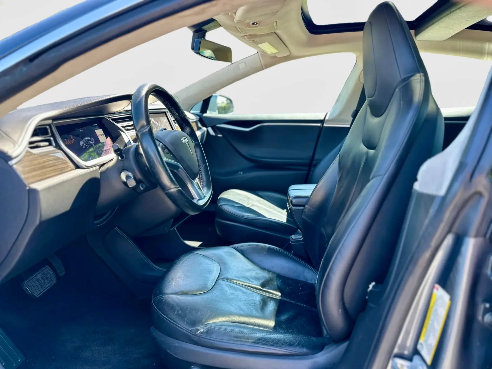 Used 2014 Tesla Model S P85 RWD image 12