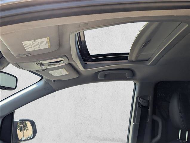 Used 2019 Toyota Sienna SE w/ SE Preferred Package FWD image 15