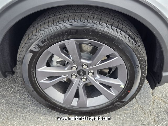 New 2026 Ford Explorer Active w/ Active Comfort Package AWD/4WD image 15