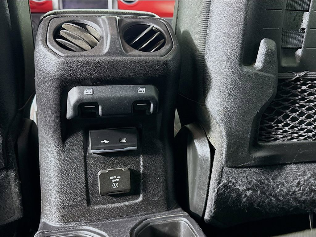 Used 2020 Jeep Wrangler Unlimited Rubicon AWD/4WD image 25