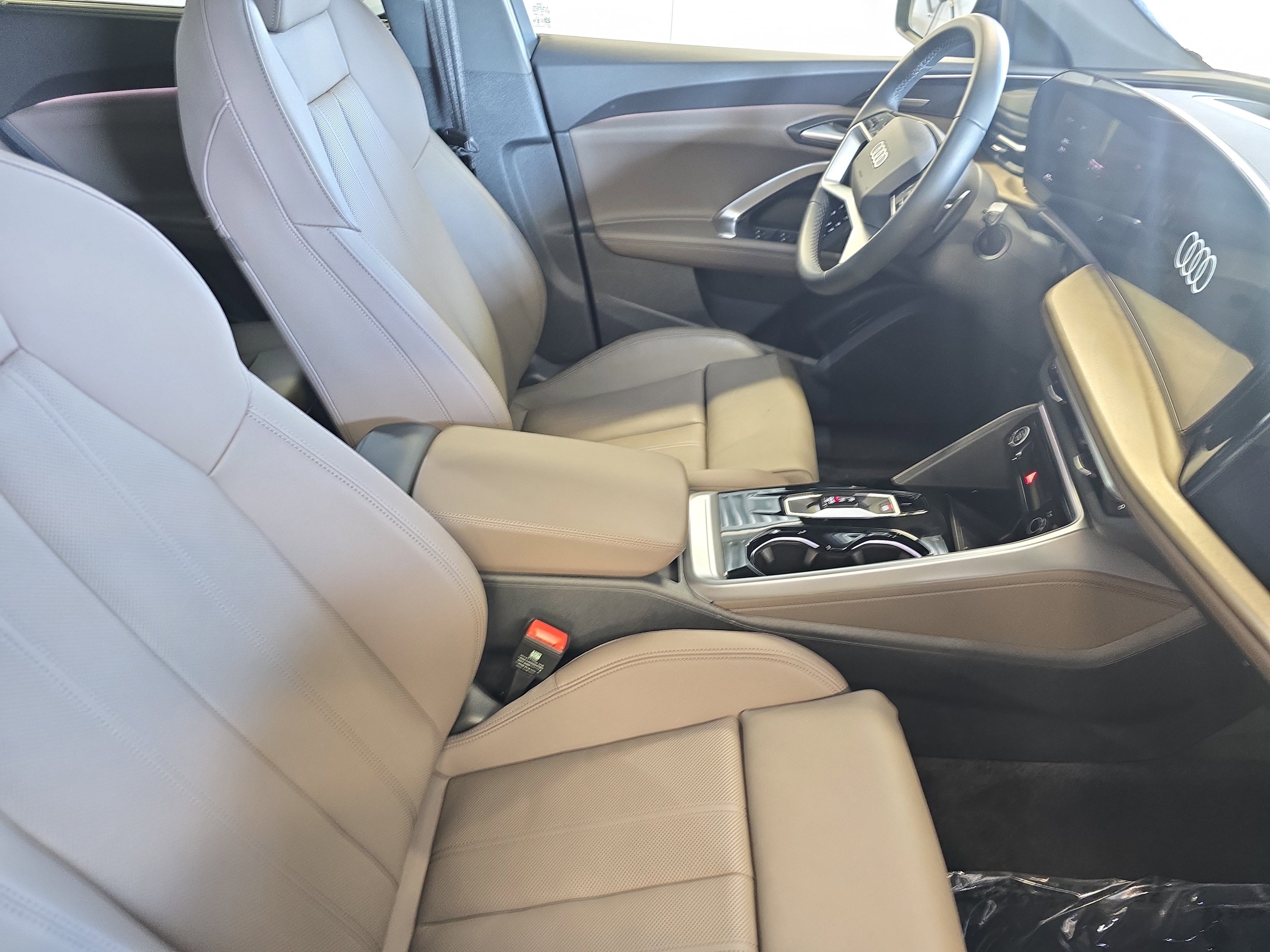 Used 2025 Audi Q5 Prestige AWD/4WD image 10