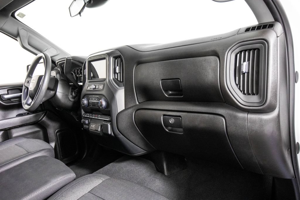 Used 2024 Chevrolet Silverado 1500 Custom AWD/4WD image 16