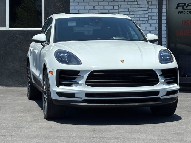 Used 2019 Porsche Macan AWD/4WD image 3