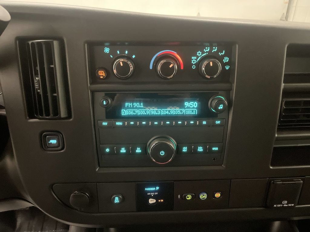 Used 2025 GMC Savana 2500 w/ Driver Convenience Package RWD image 10
