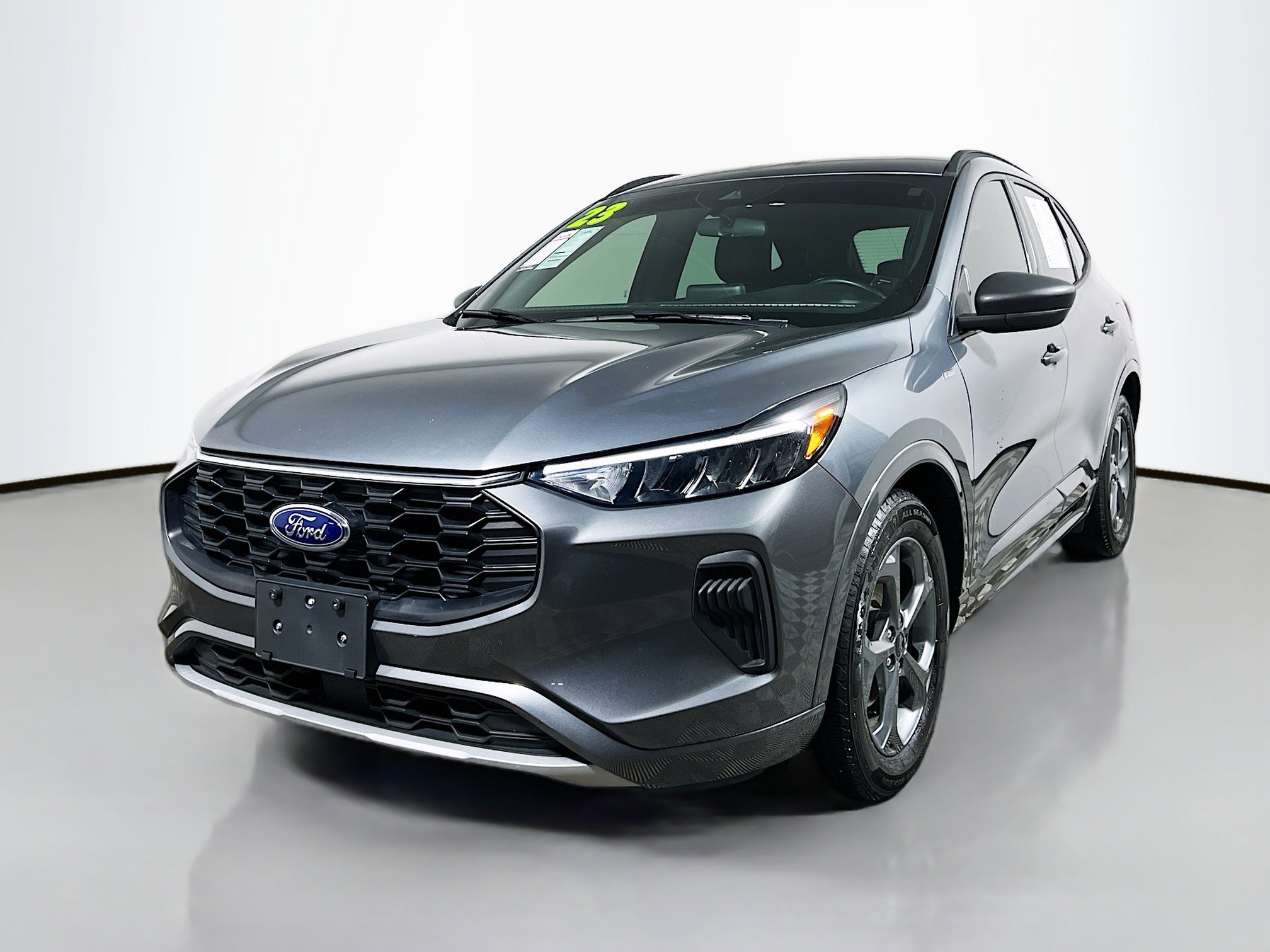 Used 2023 Ford Escape ST-Line image 10