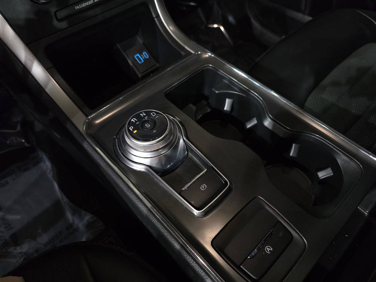 Used 2023 Ford Edge ST-Line image 29