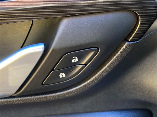 Used 2018 GMC Terrain SLT w/ Preferred Package image 14