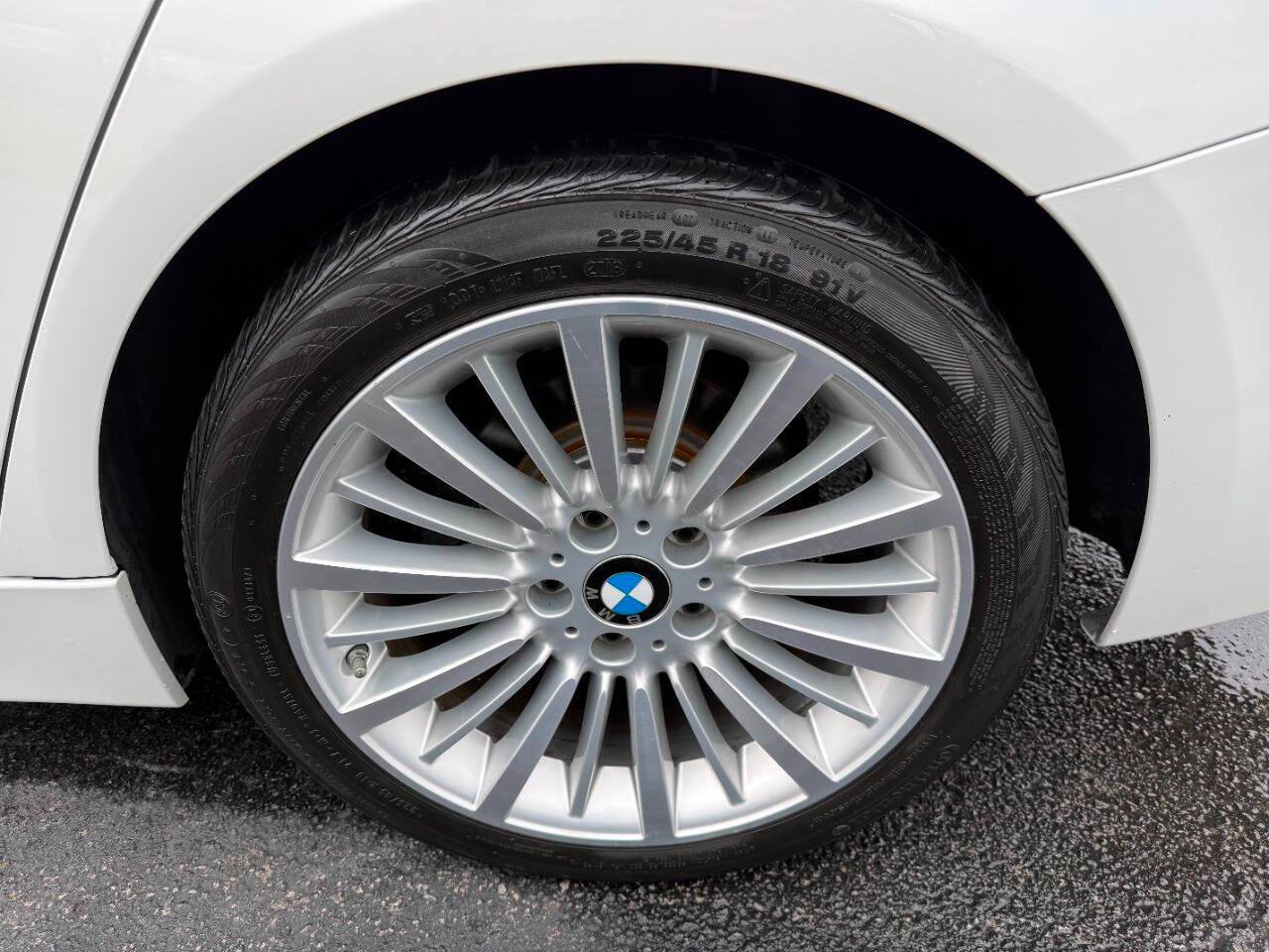 Used 2014 BMW 328i Sedan RWD image 22