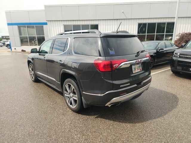 Used 2018 GMC Acadia Denali w/ Technology Package AWD/4WD image 13