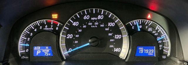 Used 2014 Toyota Camry SE FWD image 12