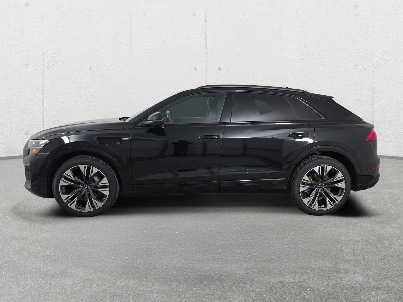 New 2026 Audi Q8 Premium Plus AWD/4WD image 4