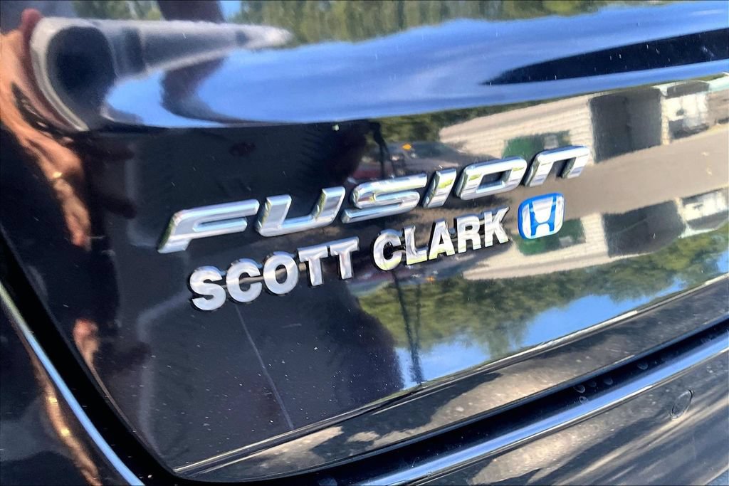 Used 2020 Ford Fusion SE w/ Equipment Group 151A FWD image 24