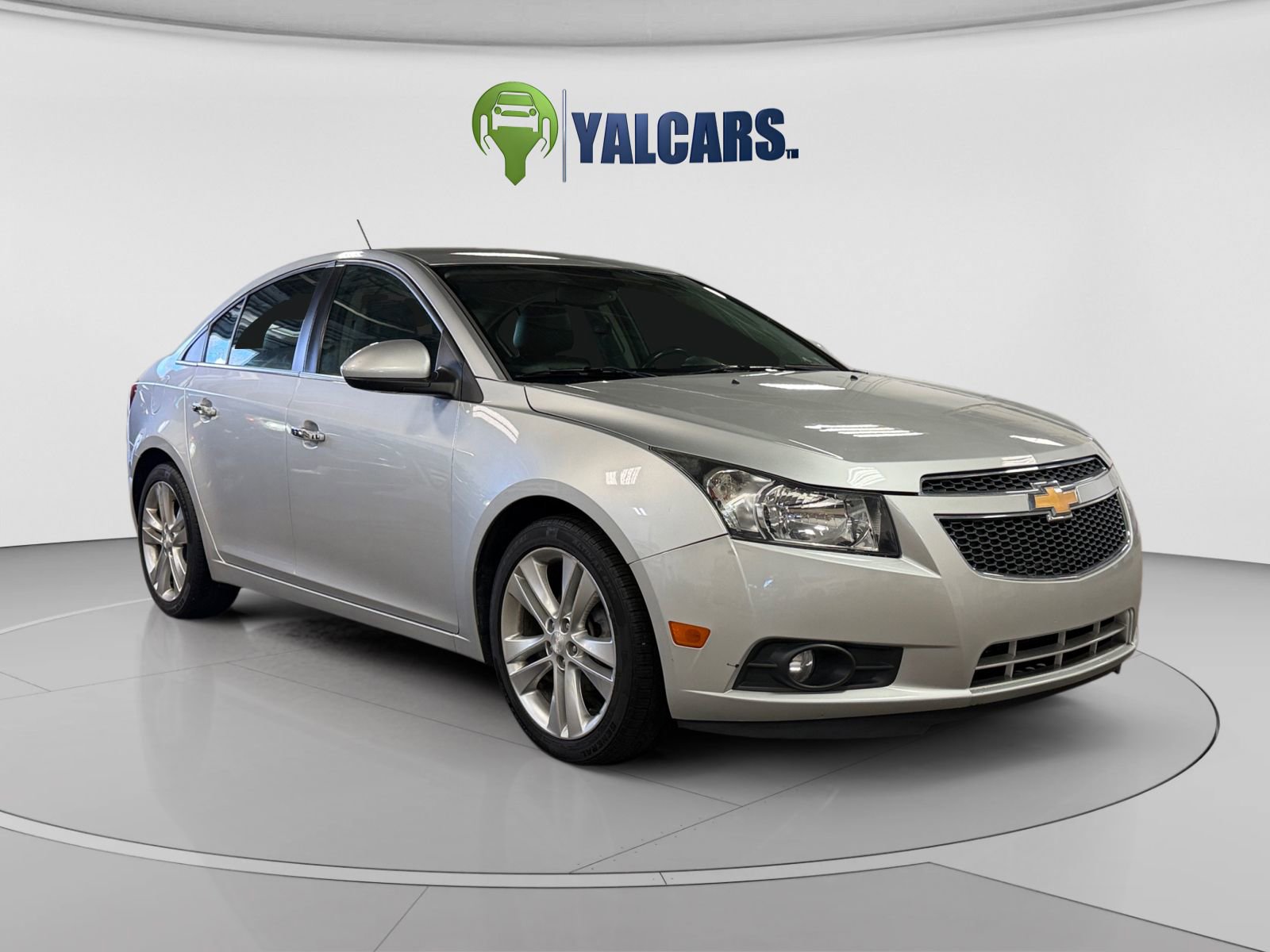 Used 2013 Chevrolet Cruze LTZ w/ Enhanced Safety Package FWD image 7