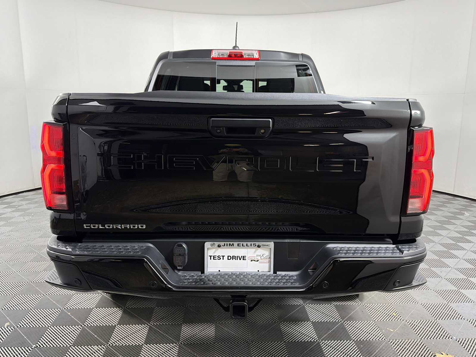 Certified 2024 Chevrolet Colorado Z71 w/ Z71 Convenience Package 2 image 5