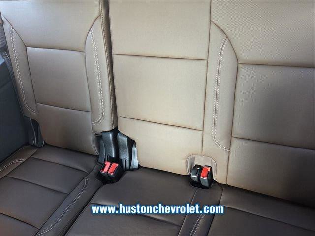 New 2026 Chevrolet Suburban High Country image 18