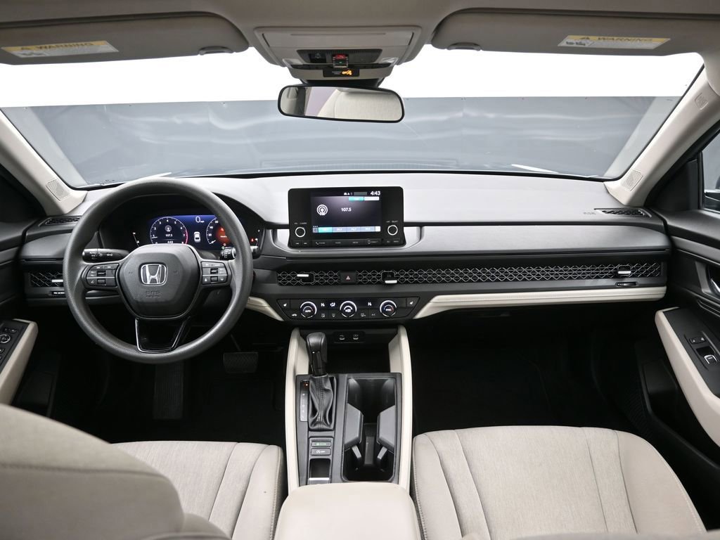 Certified 2023 Honda Accord EX image 22