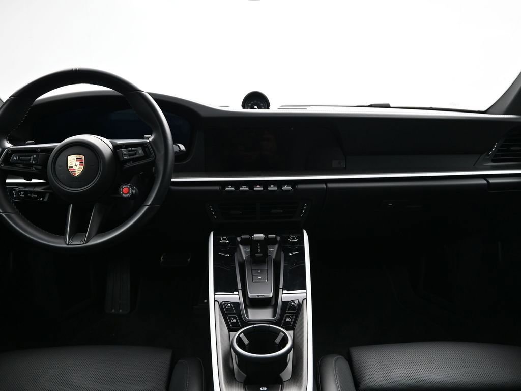 Certified 2025 Porsche 911 Carrera image 7