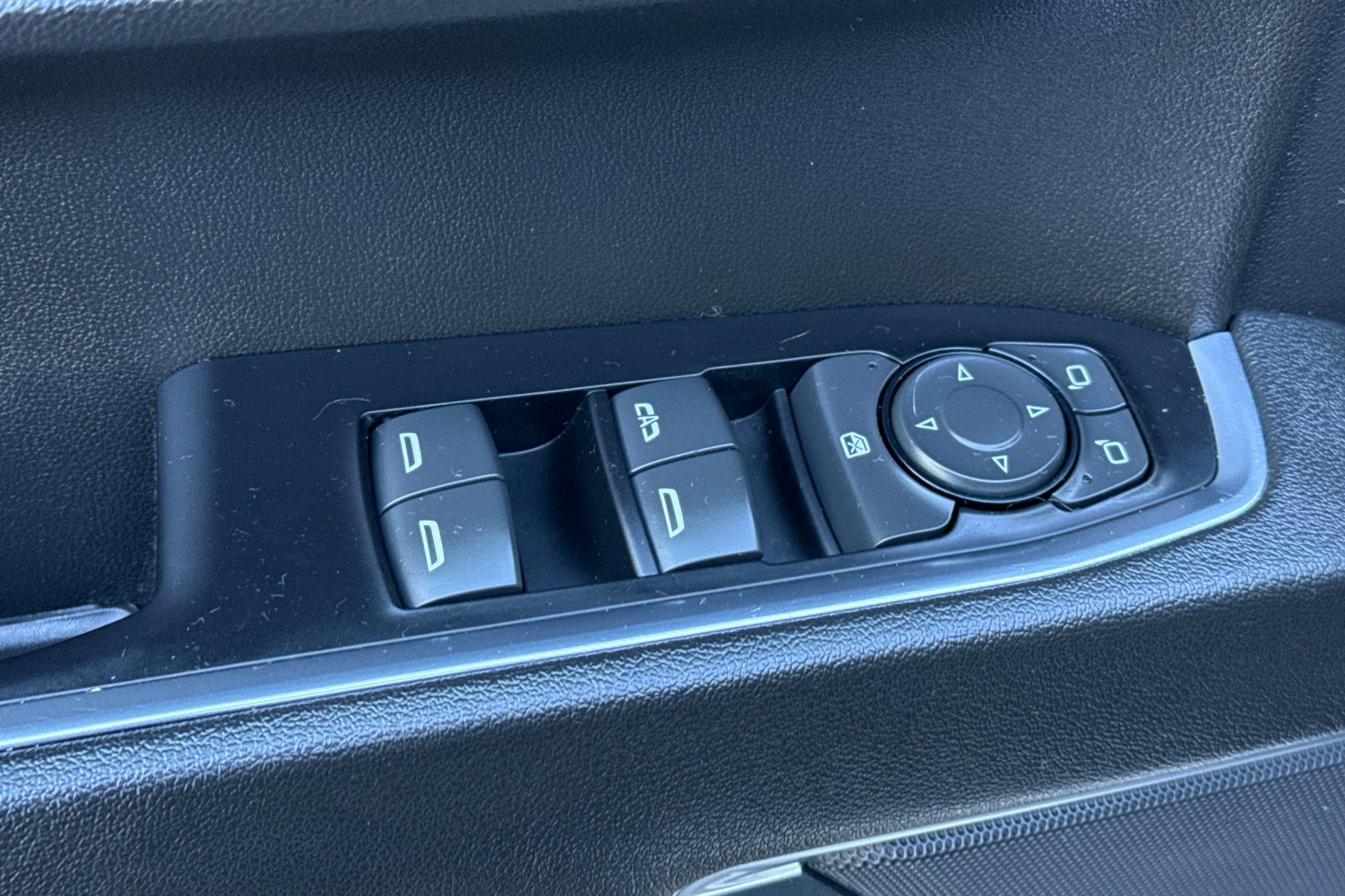 Used 2022 GMC Sierra 1500 SLE image 13