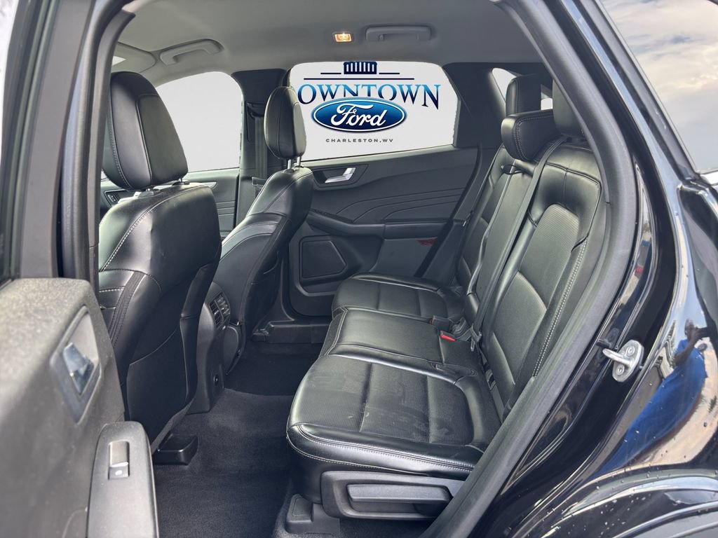 Used 2023 Ford Escape Platinum AWD/4WD image 9