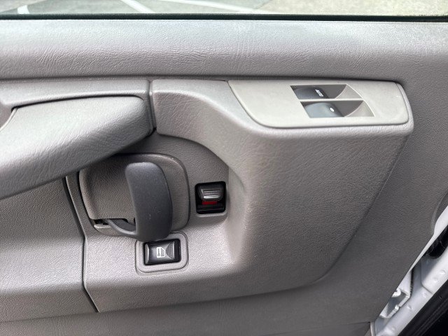 Used 2013 Chevrolet Express 1500 image 12
