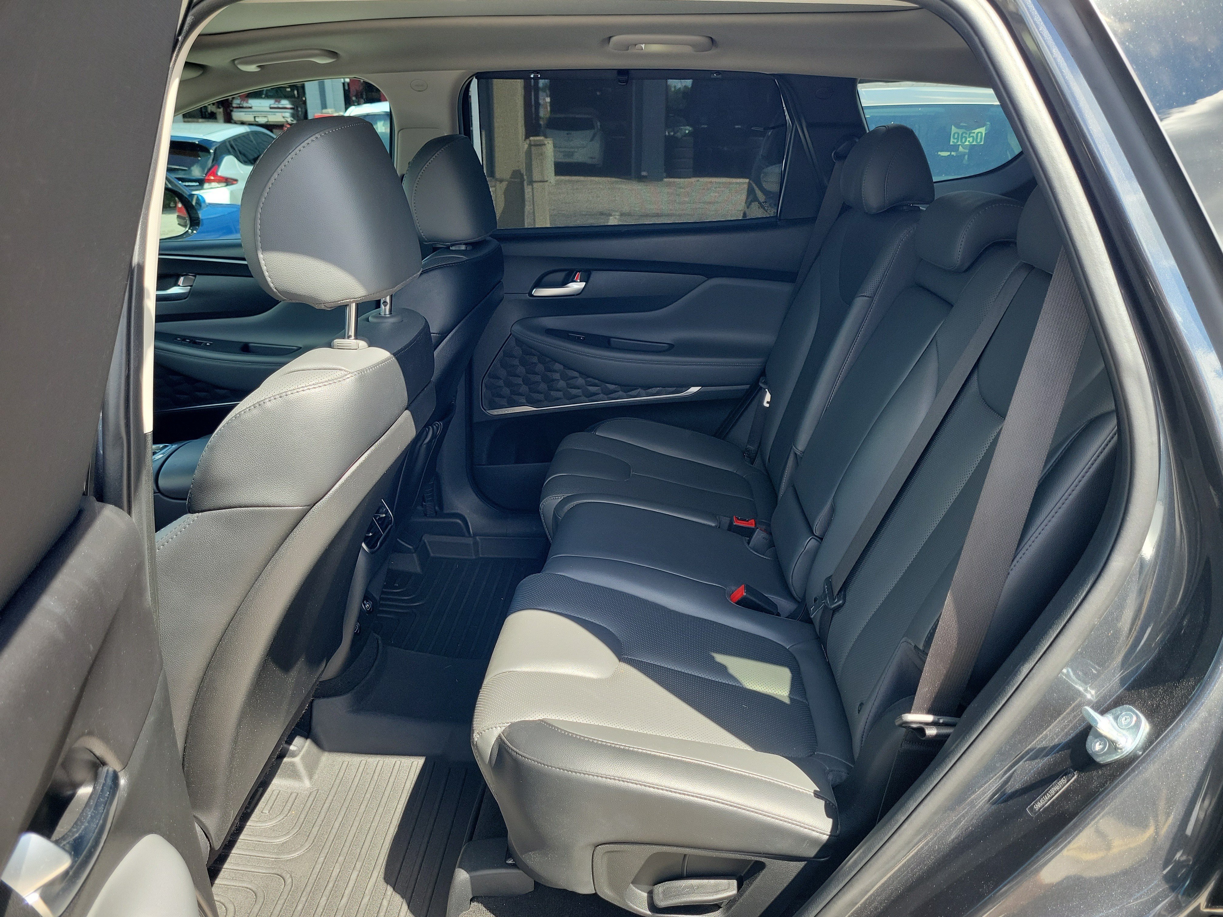 Used 2023 Hyundai Santa Fe SEL w/ Premium Package FWD image 15