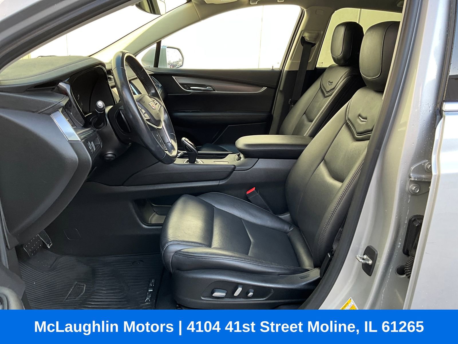 Used 2019 Cadillac XT5 Luxury image 2