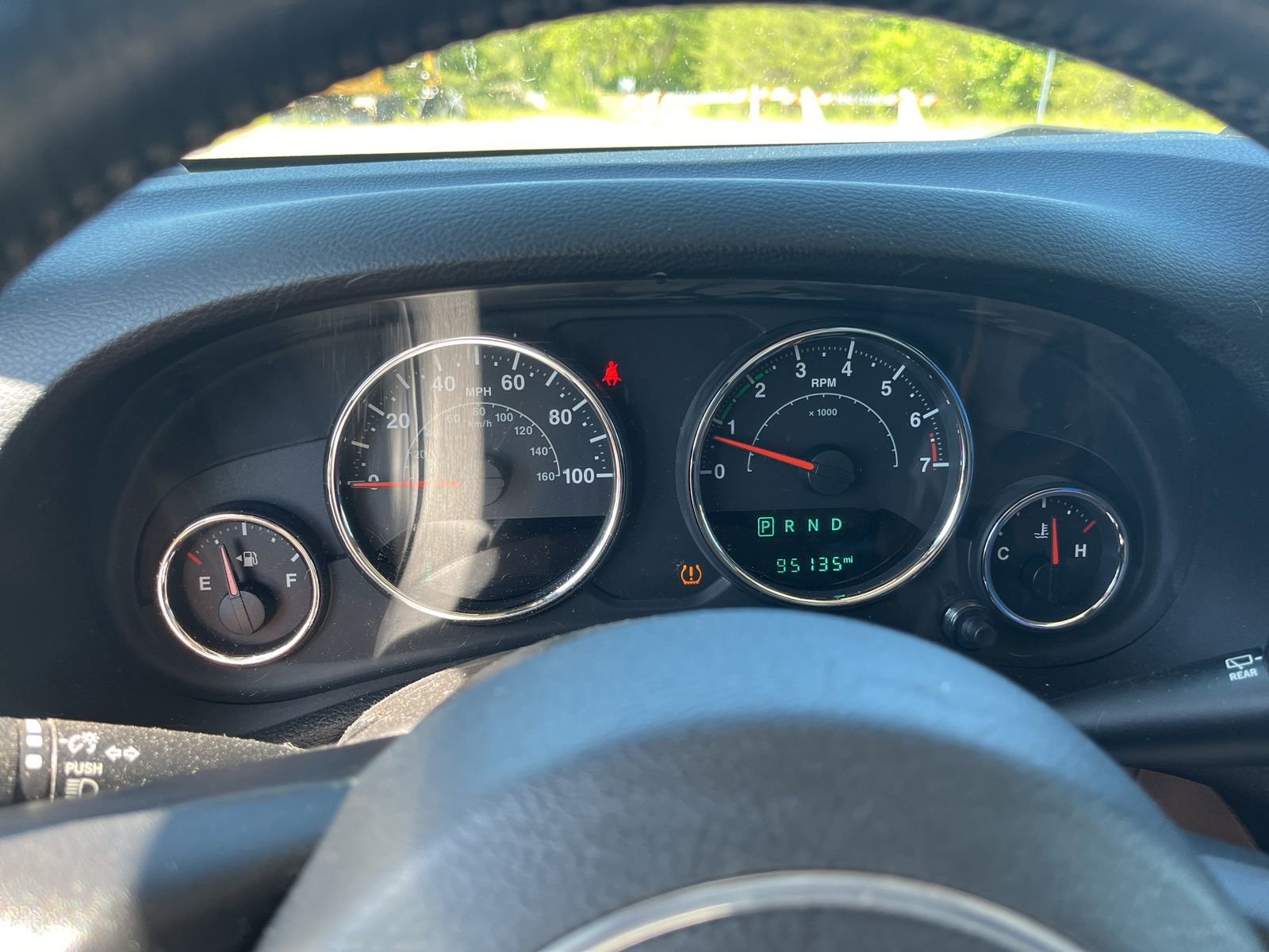 Used 2015 Jeep Wrangler Unlimited Sahara w/ Max Tow Package AWD/4WD image 15