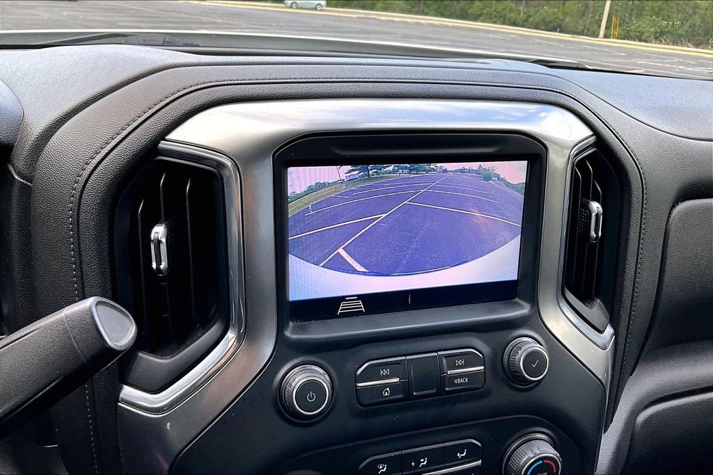 Used 2020 Chevrolet Silverado 1500 LT AWD/4WD image 15