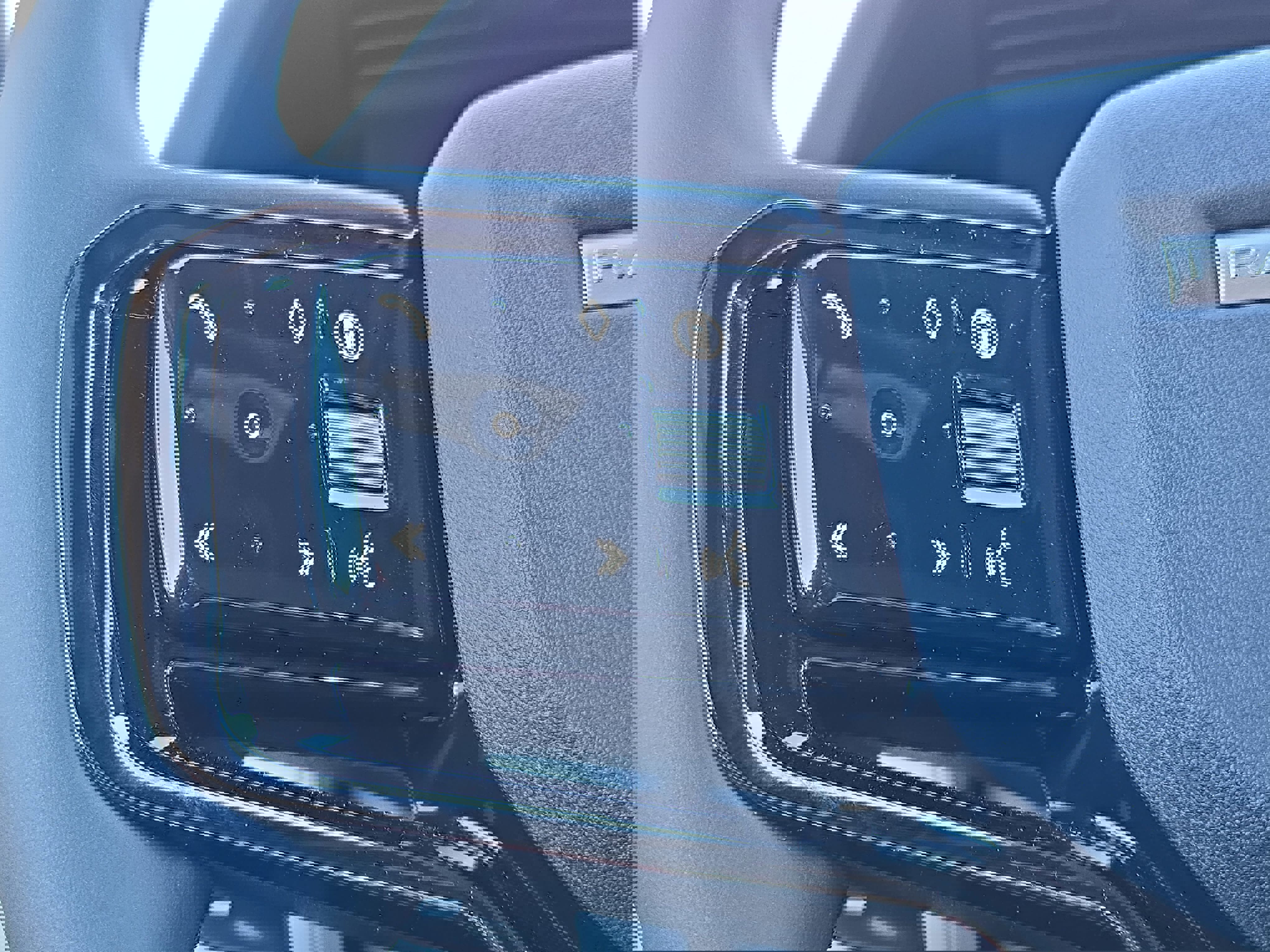 New 2026 Land Rover Range Rover Evoque S image 17