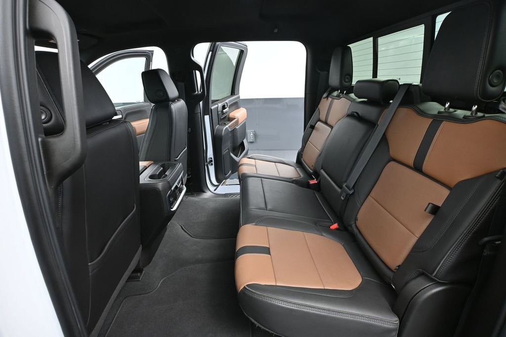 Used 2021 Chevrolet Silverado 2500 High Country AWD/4WD image 45