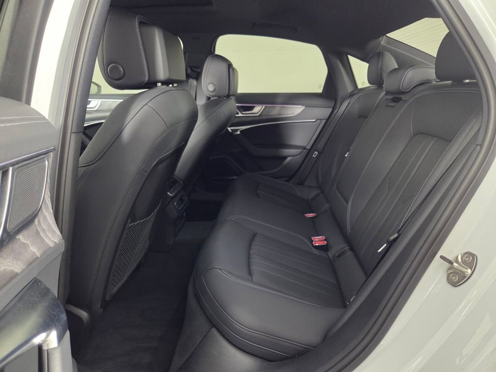 Used 2025 Audi A6 3.0T Premium image 24