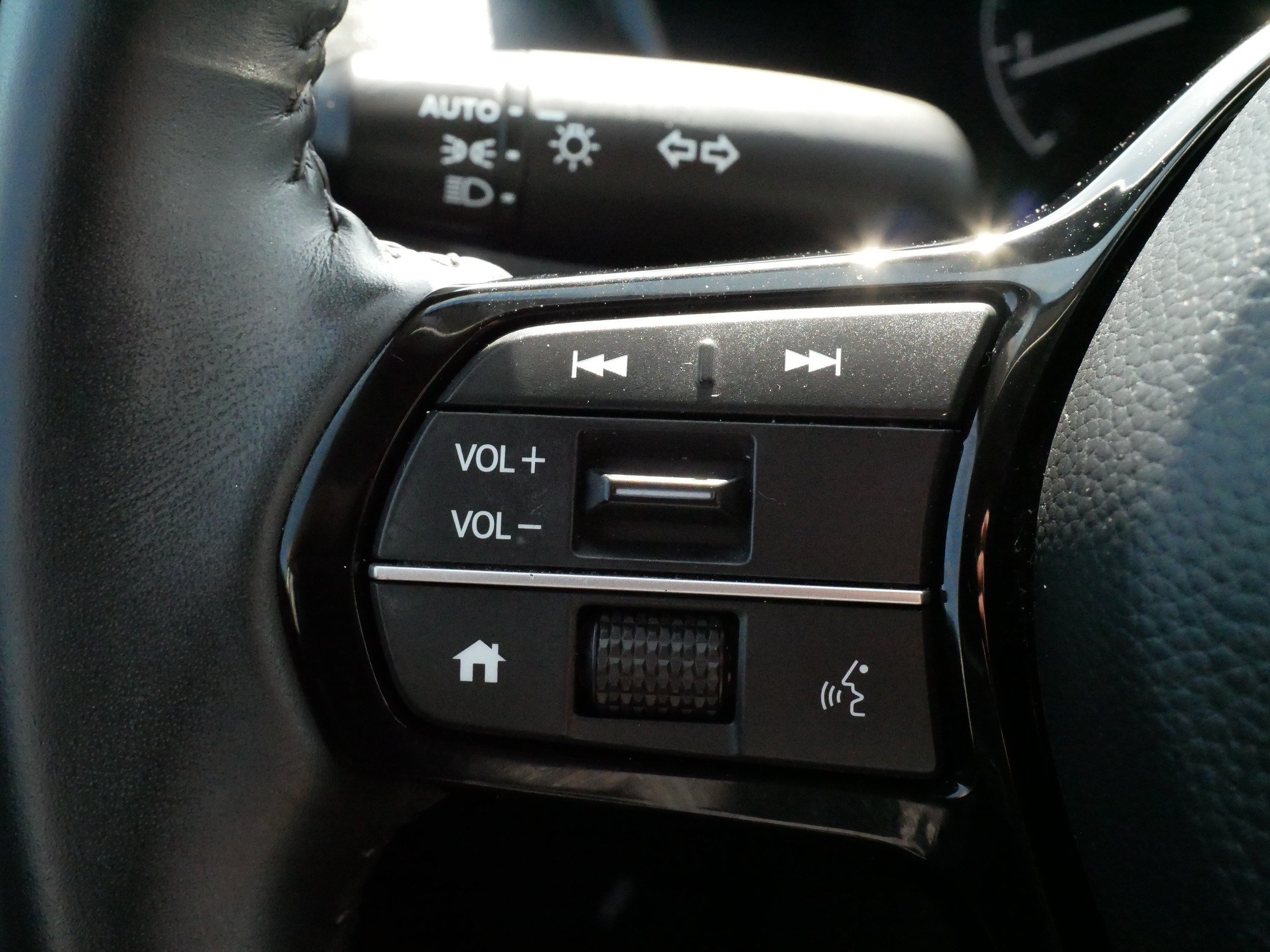 Certified 2024 Honda HR-V EX-L image 27