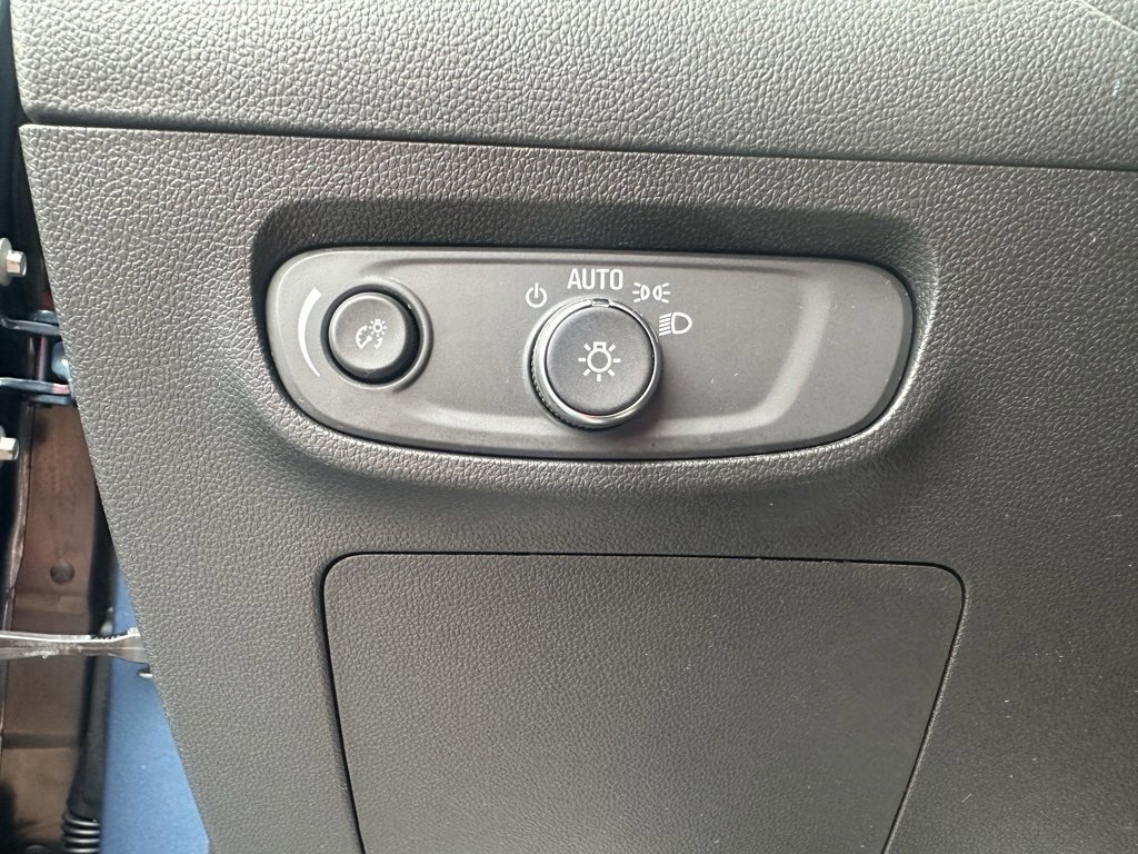 Used 2024 Buick Encore GX Preferred image 5