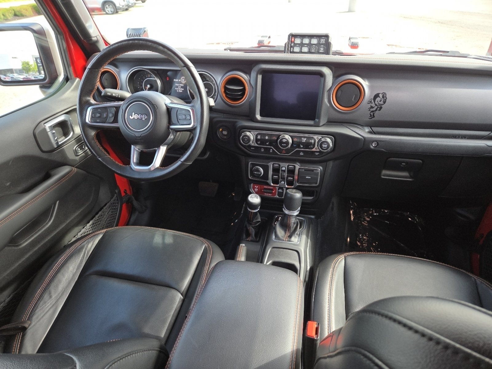 Used 2023 Jeep Gladiator Mojave w/ Cold Weather Group AWD/4WD image 25