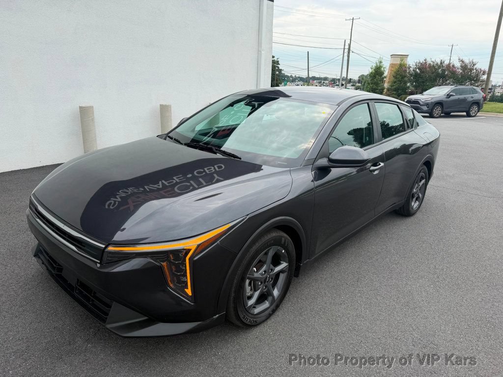 Used 2025 Kia K4 FWD image 29