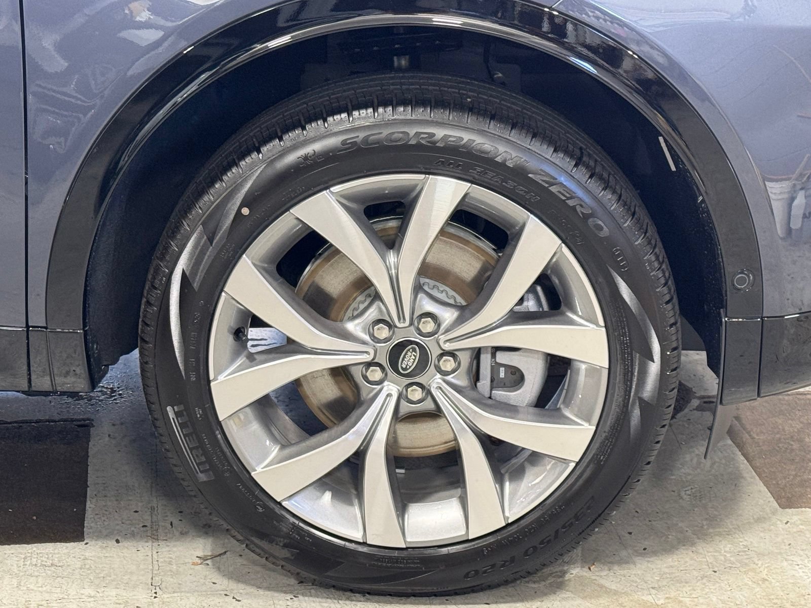 New 2026 Land Rover Discovery Sport Landmark AWD/4WD image 58