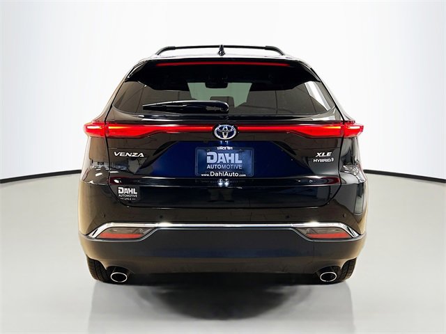 Used 2021 Toyota Venza XLE image 4