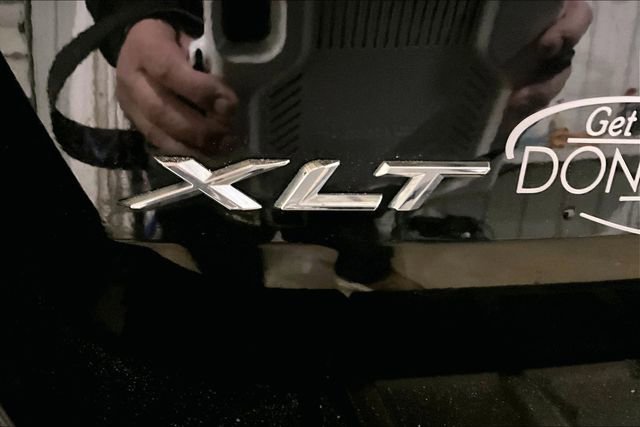 Used 2022 Ford Explorer XLT w/ Equipment Group 202A image 25