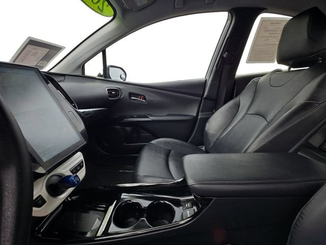 Certified 2017 Toyota Prius Prime Premium FWD image 11