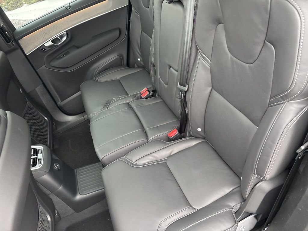 New 2026 Volvo XC90 T8 Ultra w/ Protection Package Premier image 39