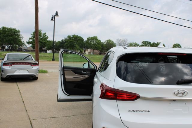 Used 2019 Hyundai Santa Fe SEL FWD image 9