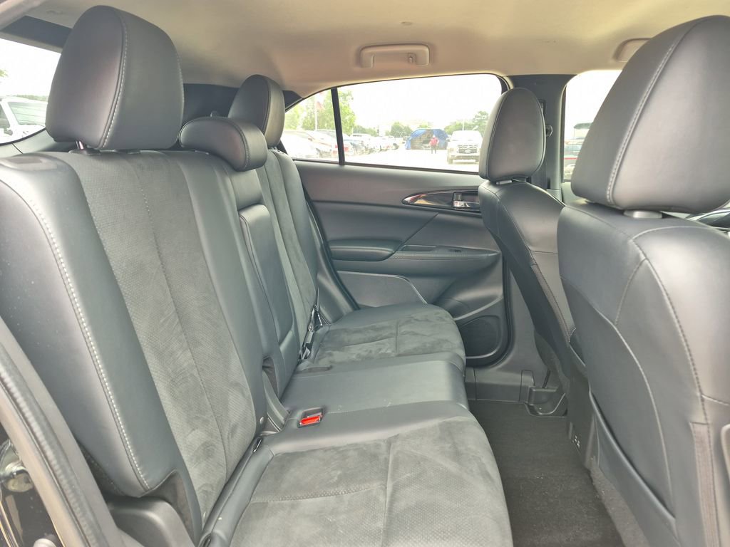 Used 2025 Mitsubishi Eclipse Cross SE AWD/4WD image 64