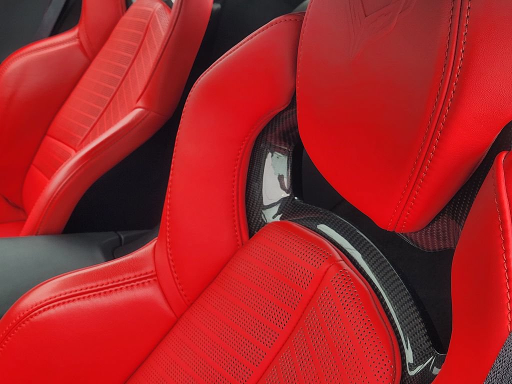 Used 2024 Chevrolet Corvette Stingray Preferred Conv w/ Z51 Performance Package RWD image 15