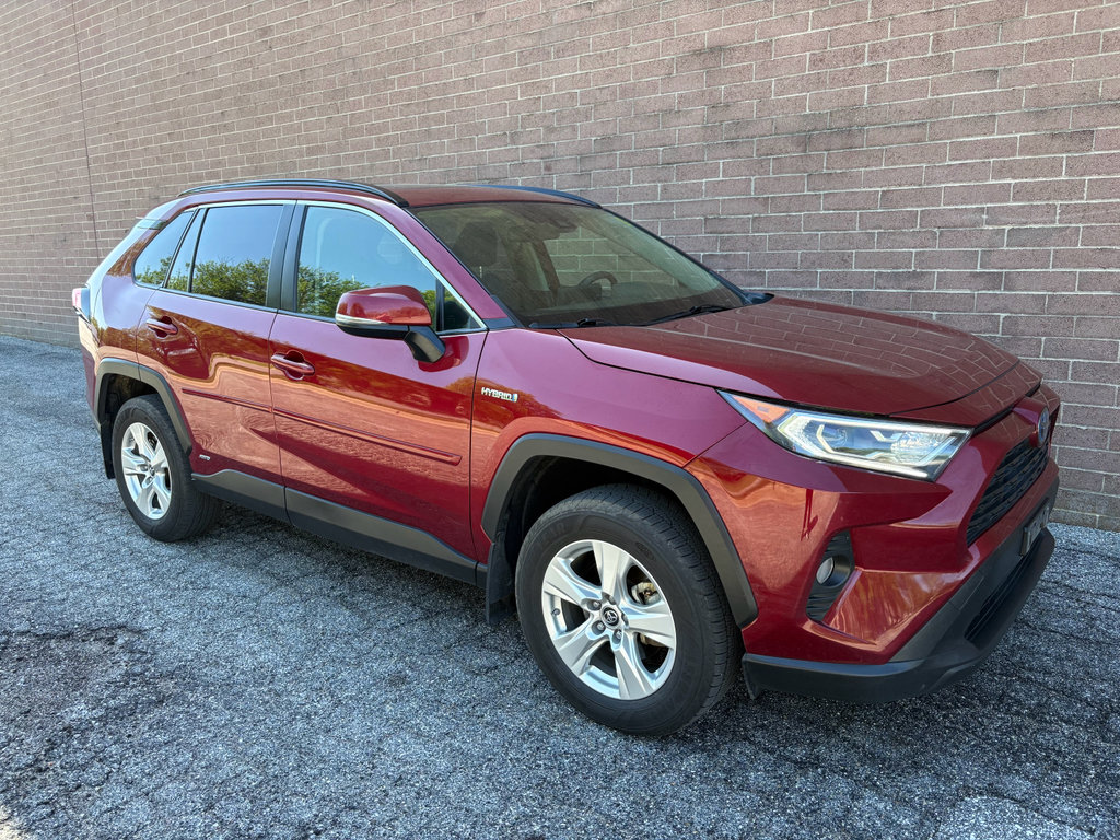 Used 2019 Toyota RAV4 XLE w/ Convenience Package image 7
