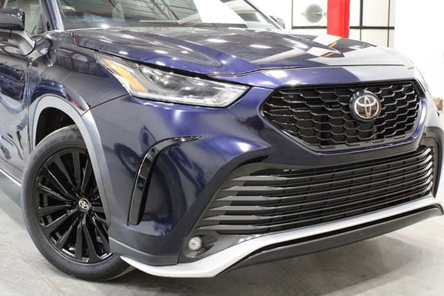 Used 2024 Toyota Highlander XSE image 46