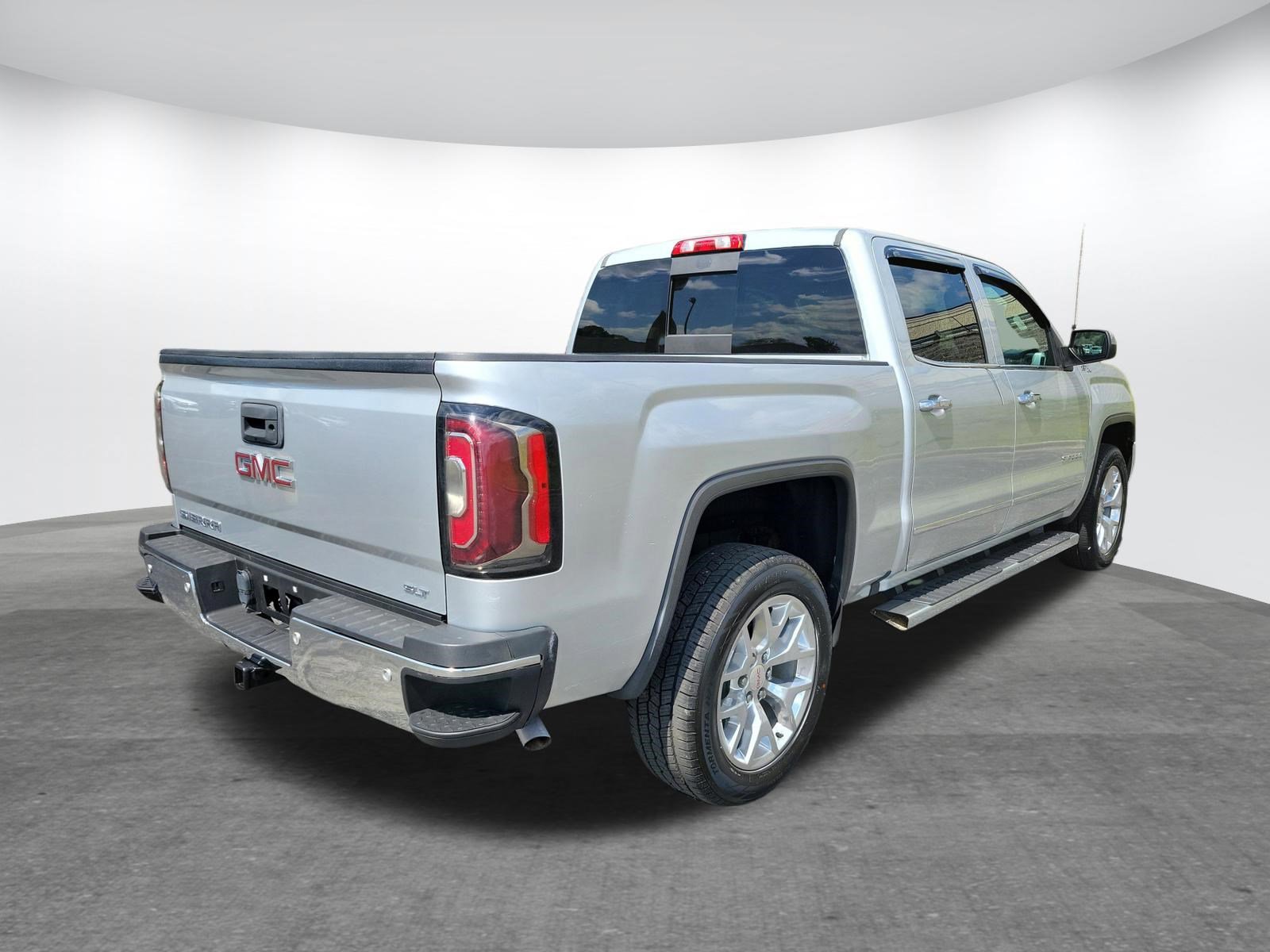 Used 2017 GMC Sierra 1500 SLT w/ SLT Premium Package image 22