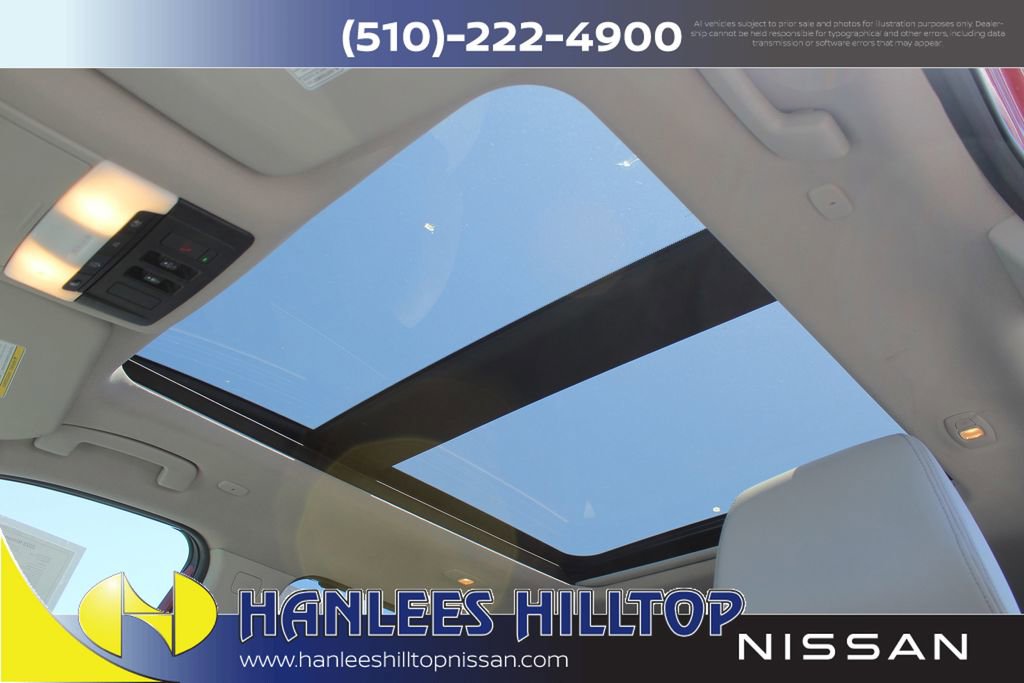 Used 2023 Nissan Rogue SL w/ SL Premium Package image 25