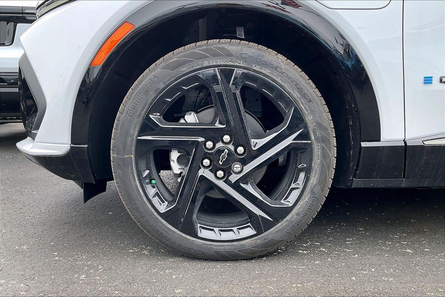New 2026 Chevrolet Equinox EV RS w/ Convenience Package II AWD/4WD image 11