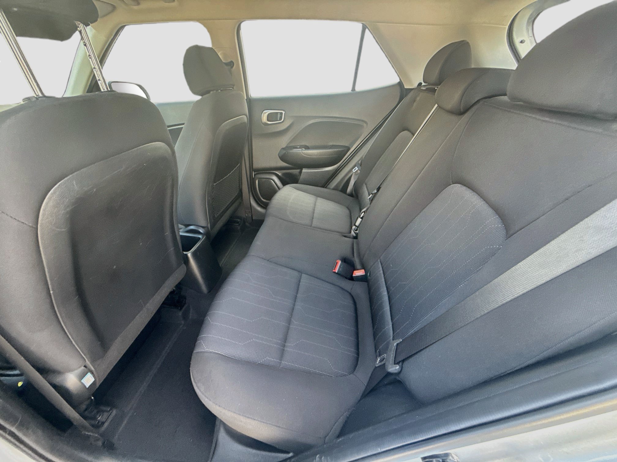 Used 2021 Hyundai Venue SE FWD image 20