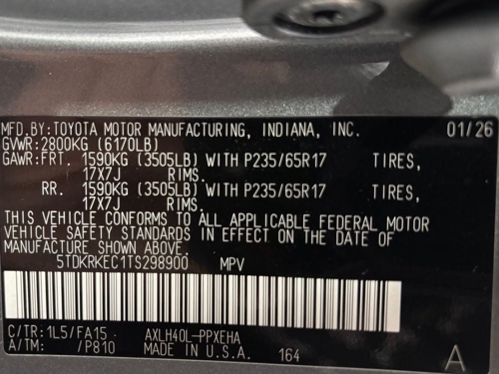 Used 2026 Toyota Sienna LE FWD image 11